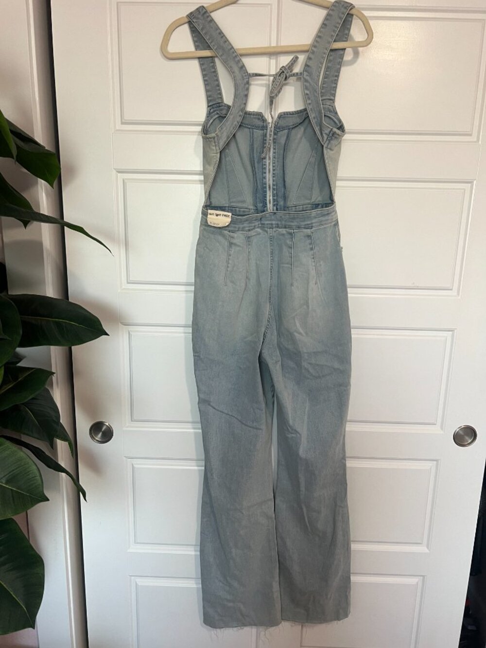 We The Free Crvy 2nd Ave Bootcut Denim Jumpsuit Light Wash Size 6 View 4